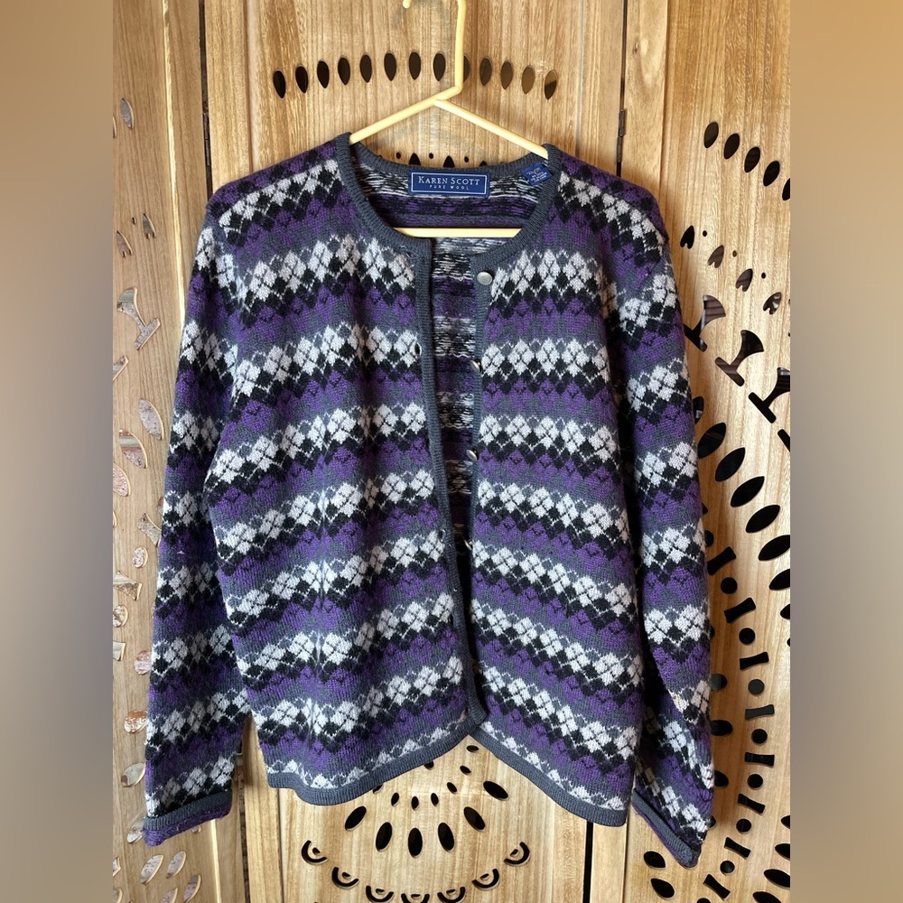 Vintage Karen Scott Pure Wool Argyle Cardigan M – Purple Gray Preppy Sweater